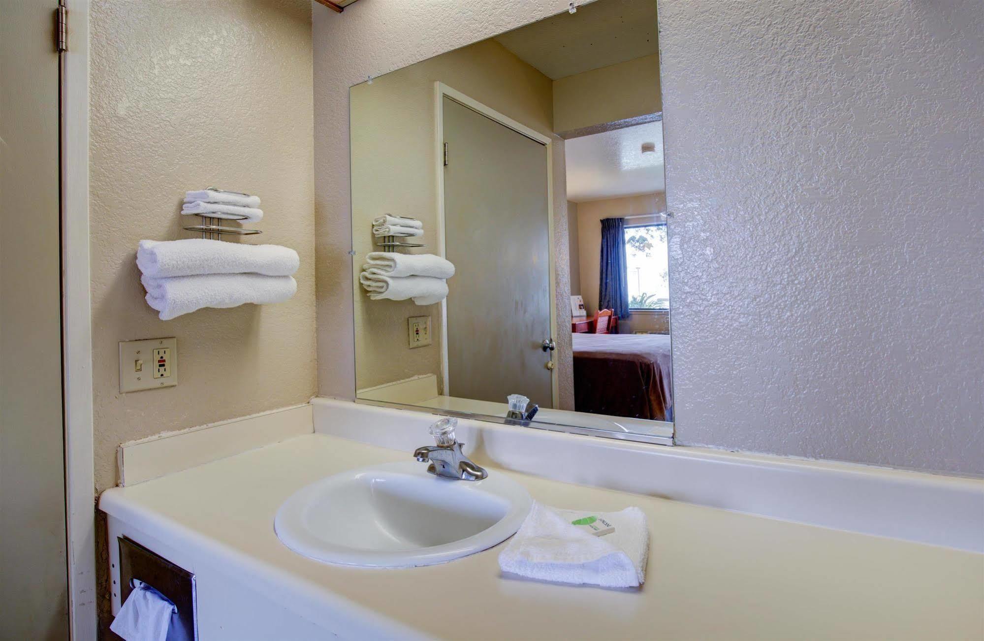 Good Nite Inn Salinas Esterno foto